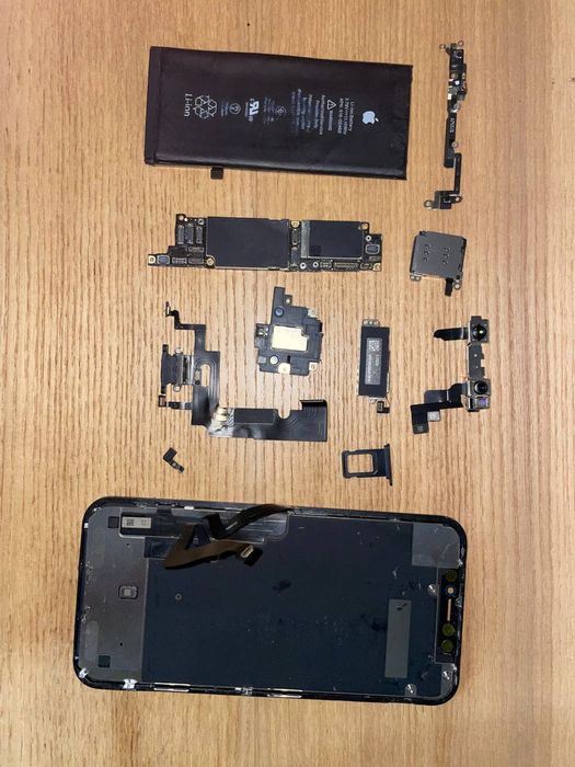 Запчастина на айфон хр,батарея Iphone Xr