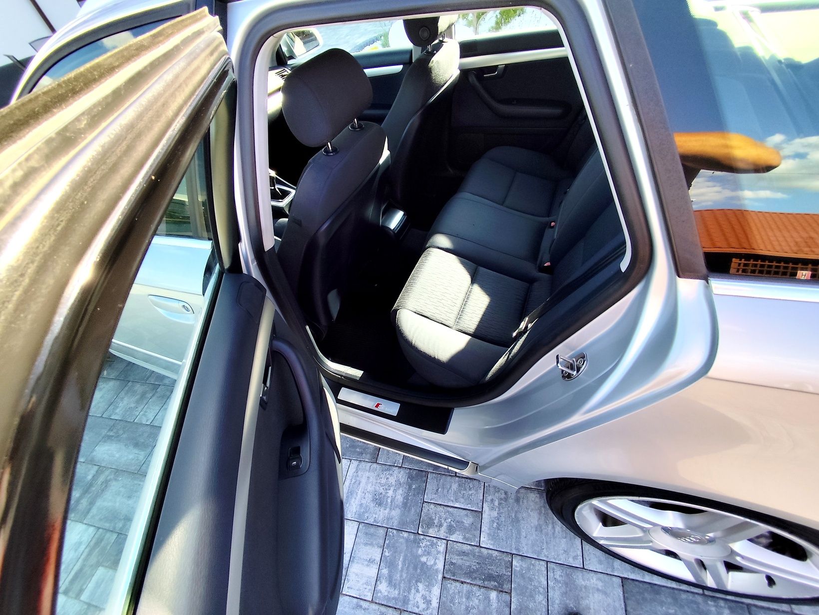 Audi a4 B7 2.0 TDi S-Line bez rdzy ładna zadbana 2007r
