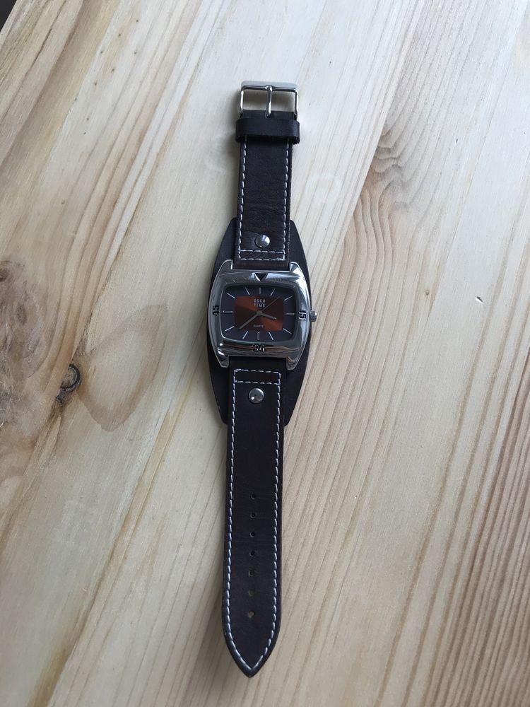 Brązowy miedziany zegarek analogowy damski skórzany pasek