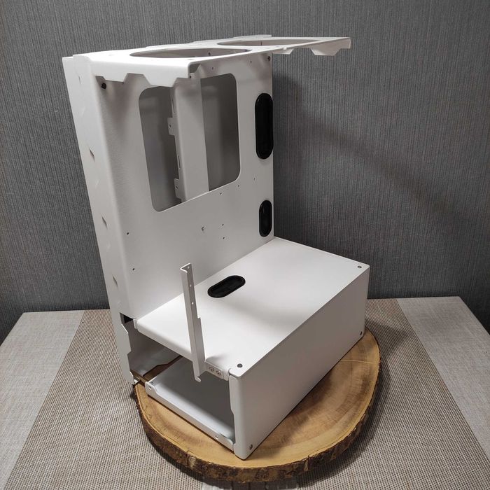Obudowa komputerowa PC, otwarta