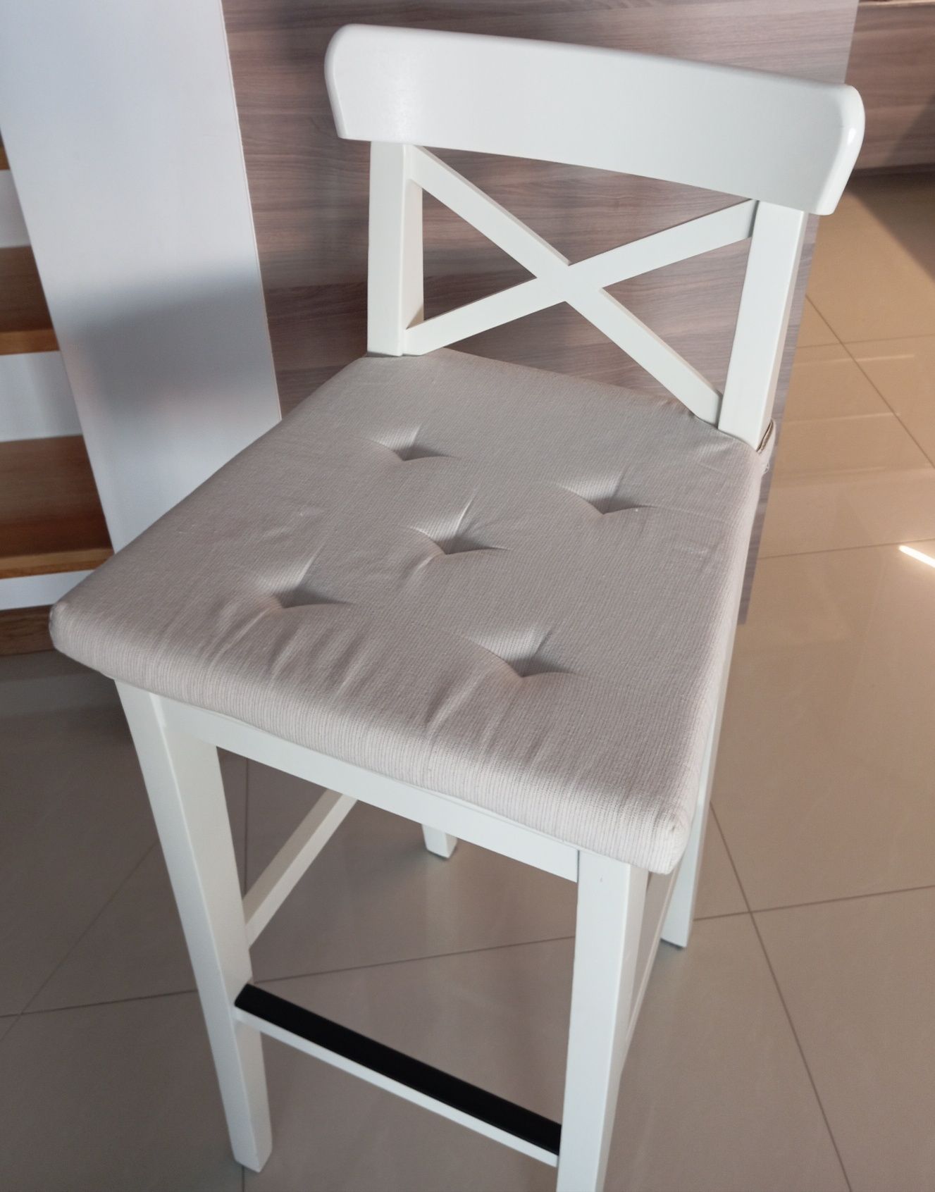 Krzesło/ stołek barowy z oparciem INGOLF IKEA