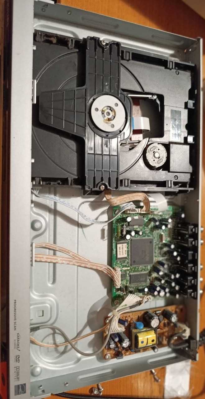 Продам DVD player philips DV3146k/51