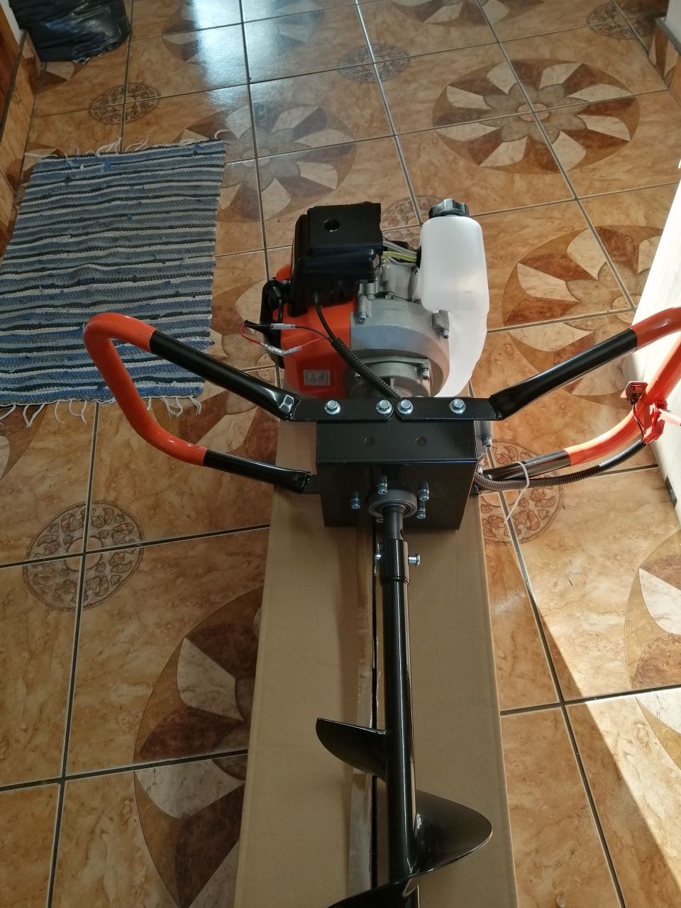 Sprzedam wiertnica plus 3 wiertła