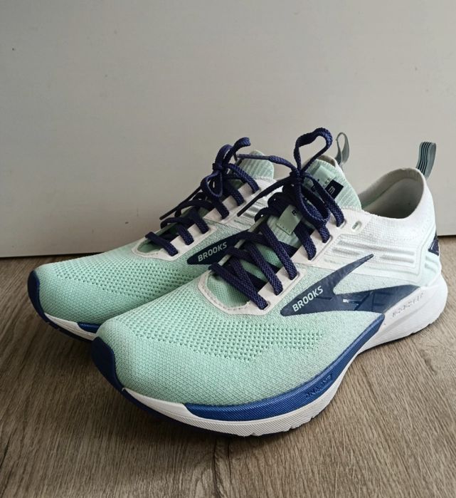 Buty do biegania Brooks Ricochet 3 unisex