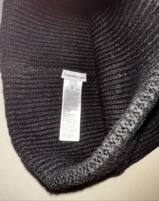 Зимова Шапка Calvin Klein