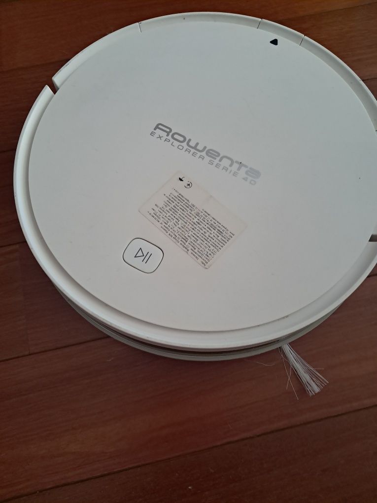 Робот- пилесоc rowenta