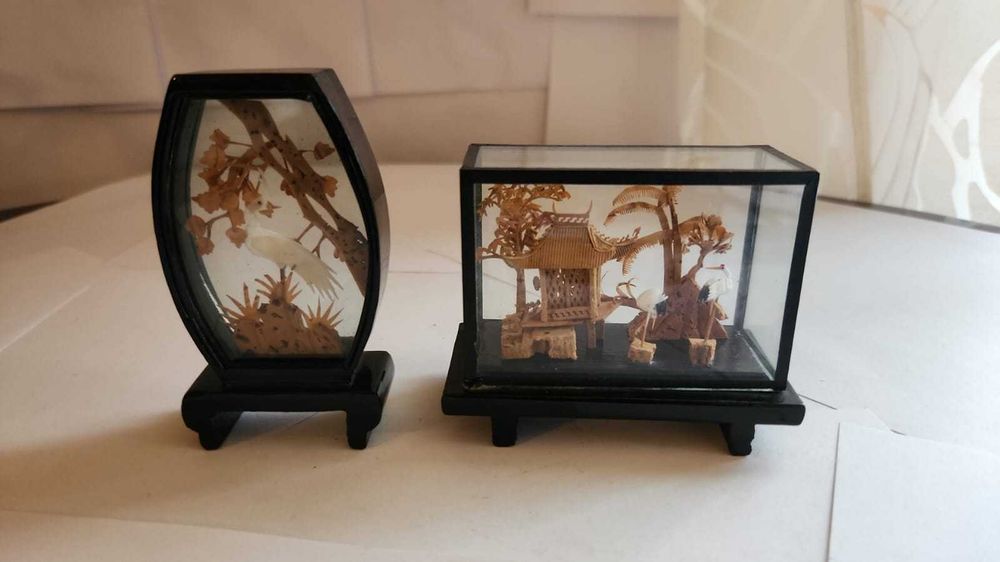 Dioramas de escultura em cortiça chinesa vintage