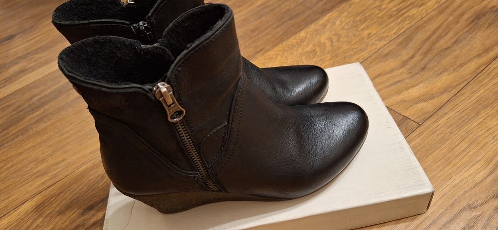 Botki skórzane damskie Lasocki rozm 38