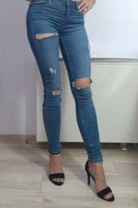 Rurki obcisle rozciagliwe jeansy dzinsy dziury ZARA XS S 34