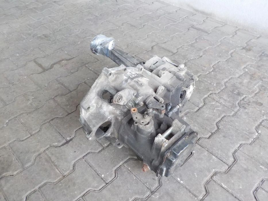 VW T4 90-95 1.9 TD 2.4D SKRZYNIA BIEGÓW CRM