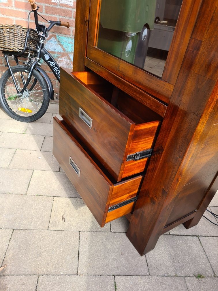 Wąska drewniana witryna w kolonialnym stylu 174x78x39