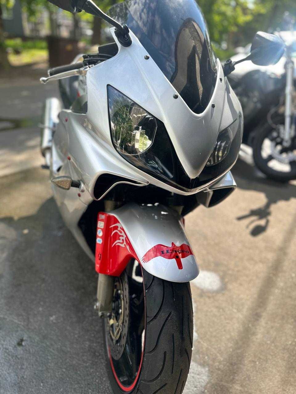 Продам мотоцикл Honda CBR 600 F4I