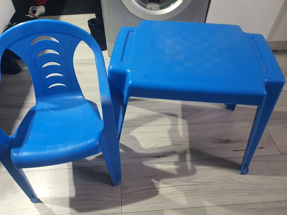 Stolik dla dzieci