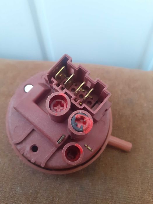 Прессостат (датчик уровня воды)ardo.Прессостат датчик рівня води.