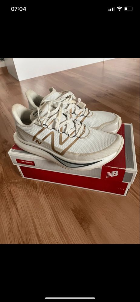 Buty New Balance FuelCell Rebel v3