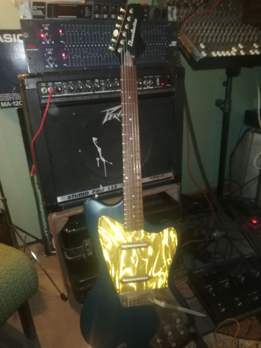 Gitara barytonowa Danelektro dead67b