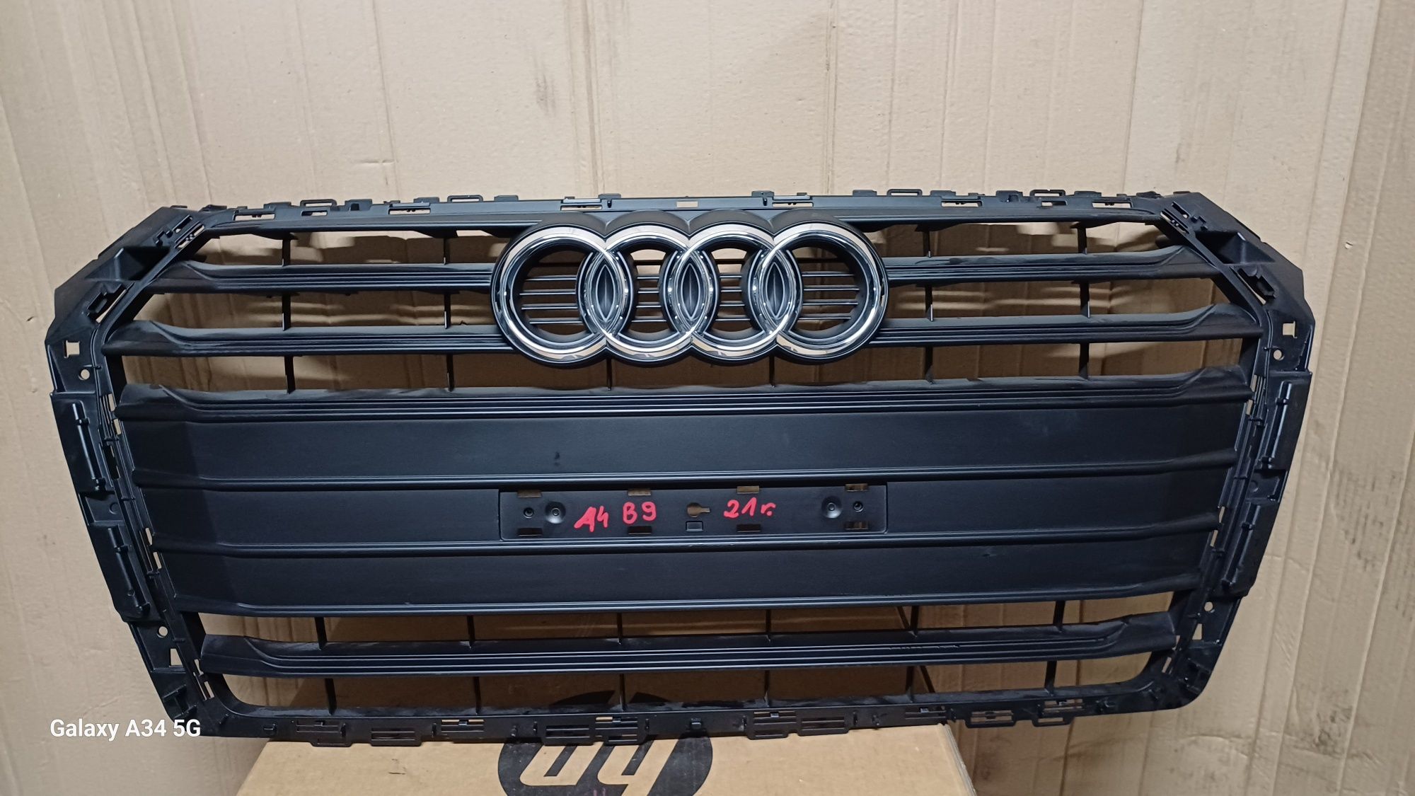 Grill atrapa audi a4 B9