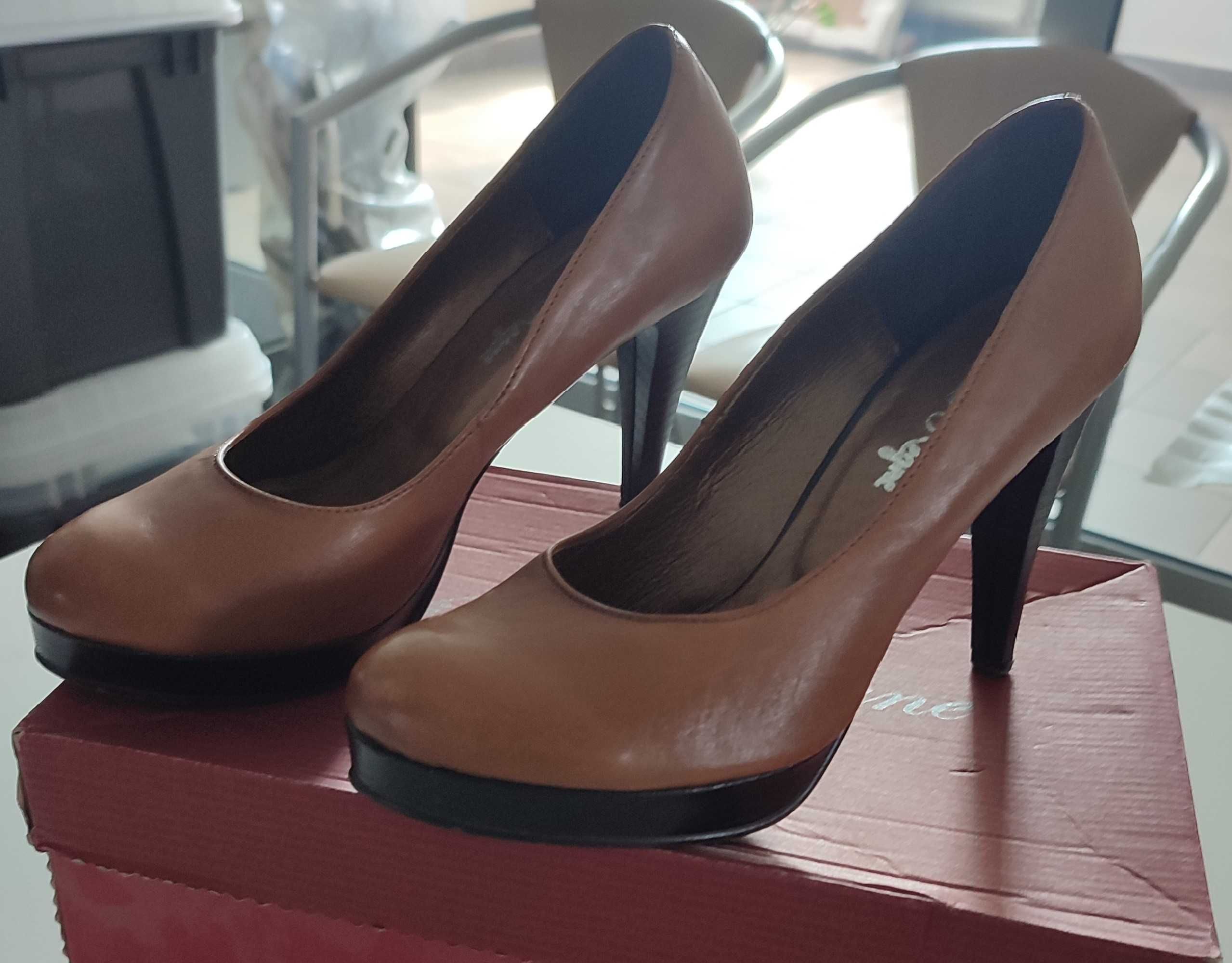 Buty Szpilki skóra naturalna DEONI rozmiar 37