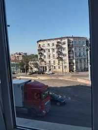 продам 3-к квартиру в центре Короленко Святослава Хороброго