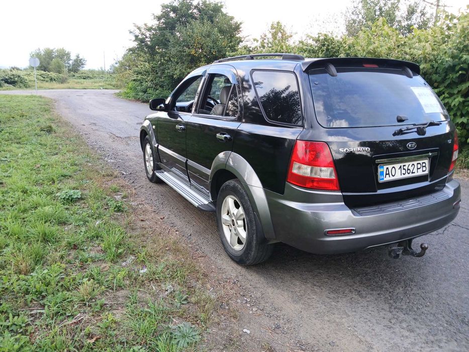 Kia Sorento. 2.5 Дизель Автомат.