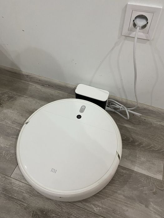Xiaomi миючий робот-пилосос