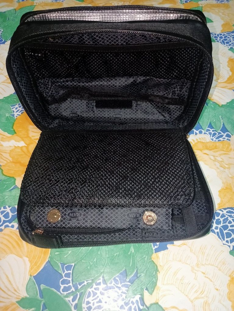 Mala RAW traveler