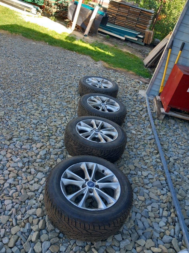 Sprzedam alufelgi ford 17 uzywane z oponami zimowymi
