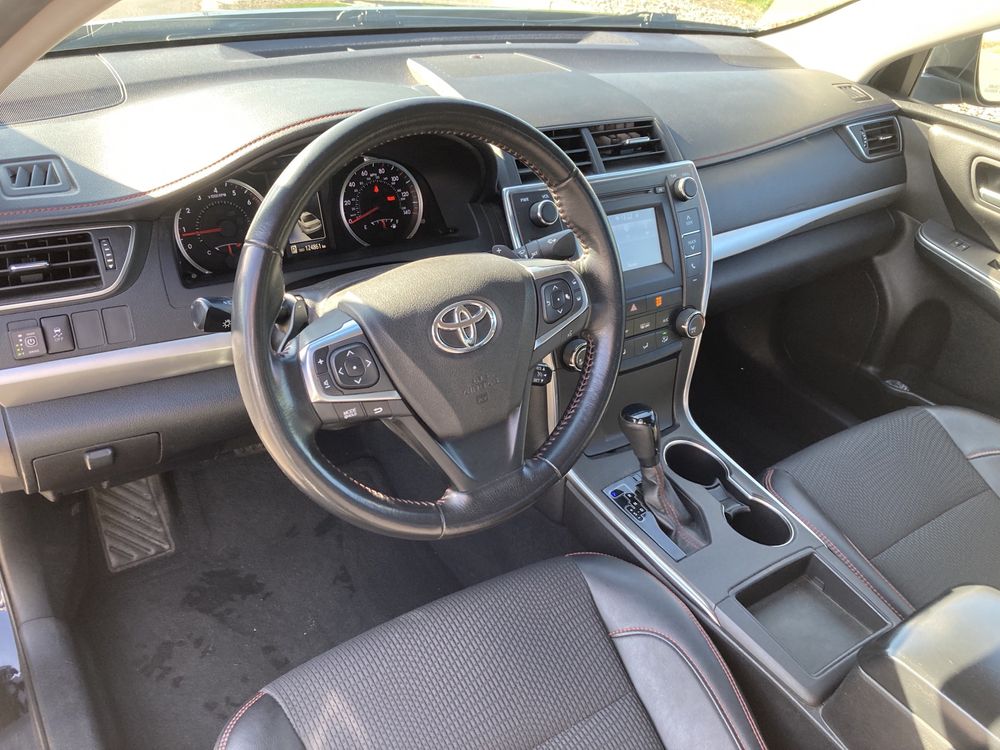 Toyota Camry 2016 se