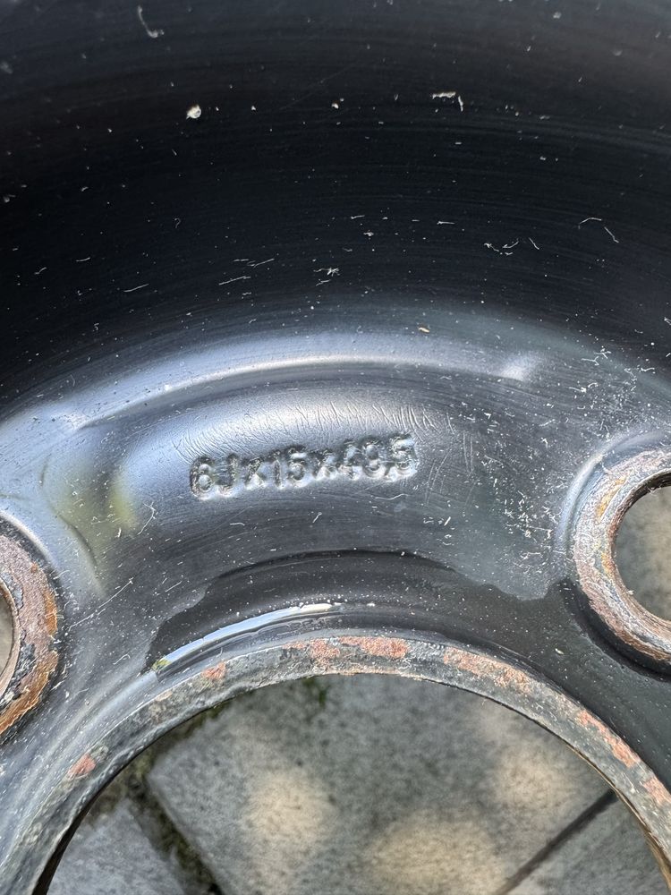 Komplet Felg stalowych Ford Fiesta 5x108 6Jx15 ET49,5