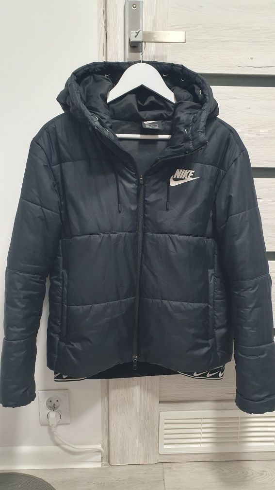 Kurtka Nike rozmiar M pikowana oversized