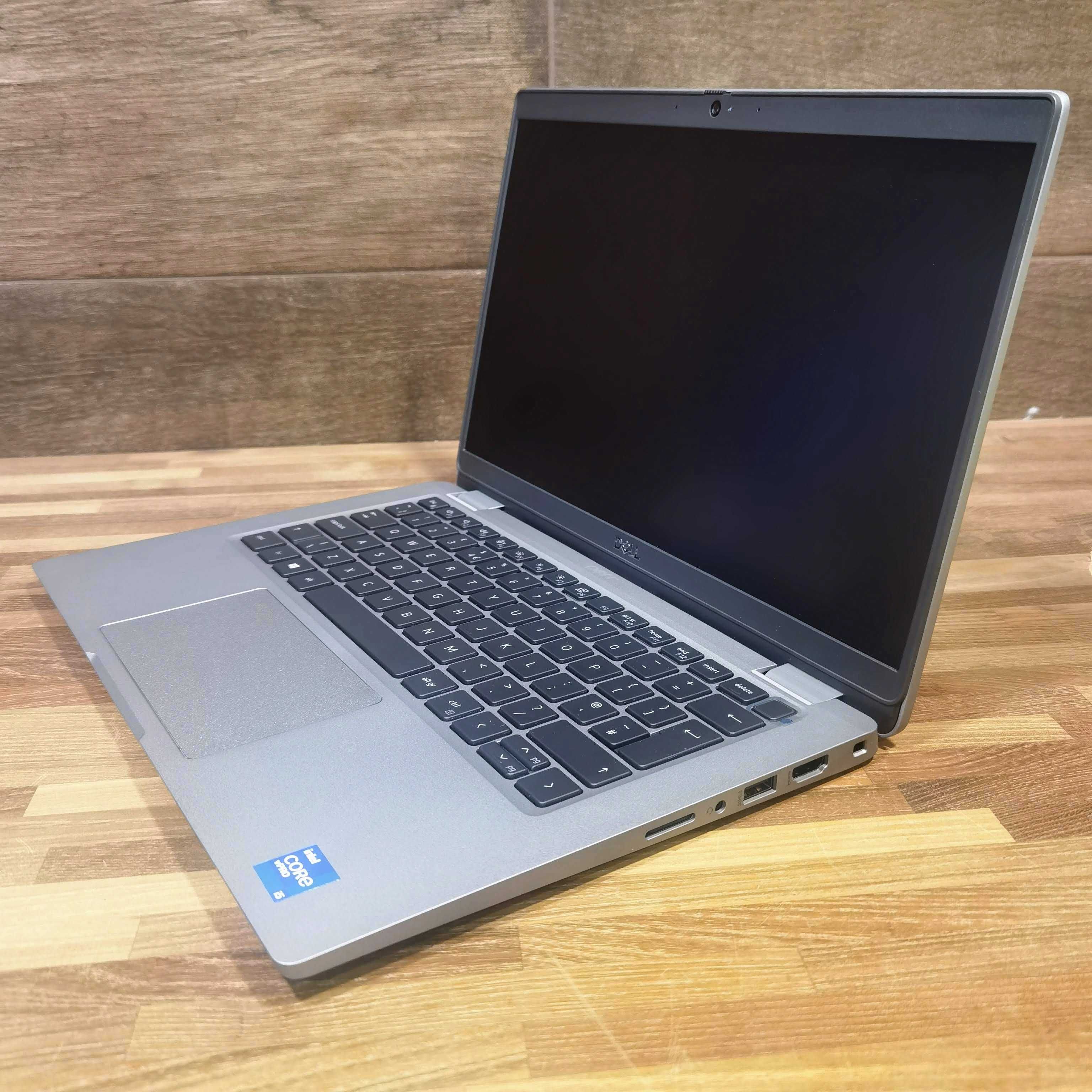 Laptop Dell Latitude 13 5320 | 13,3" Intel Core i5-1135G7 8 GB 256 GB