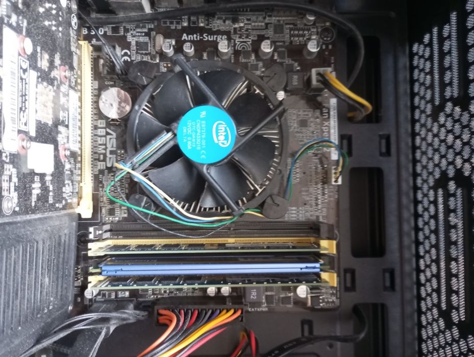 Komputer PC Intel Core i5-4590, 16GB RAM, GTX750Ti 2GB.