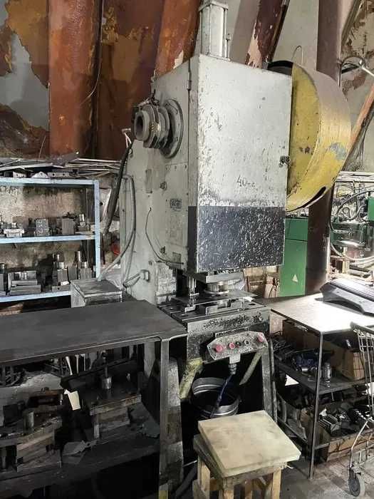 Оренда пресів 63т, 25т, 2,5т, Гільйотина 200*6,3