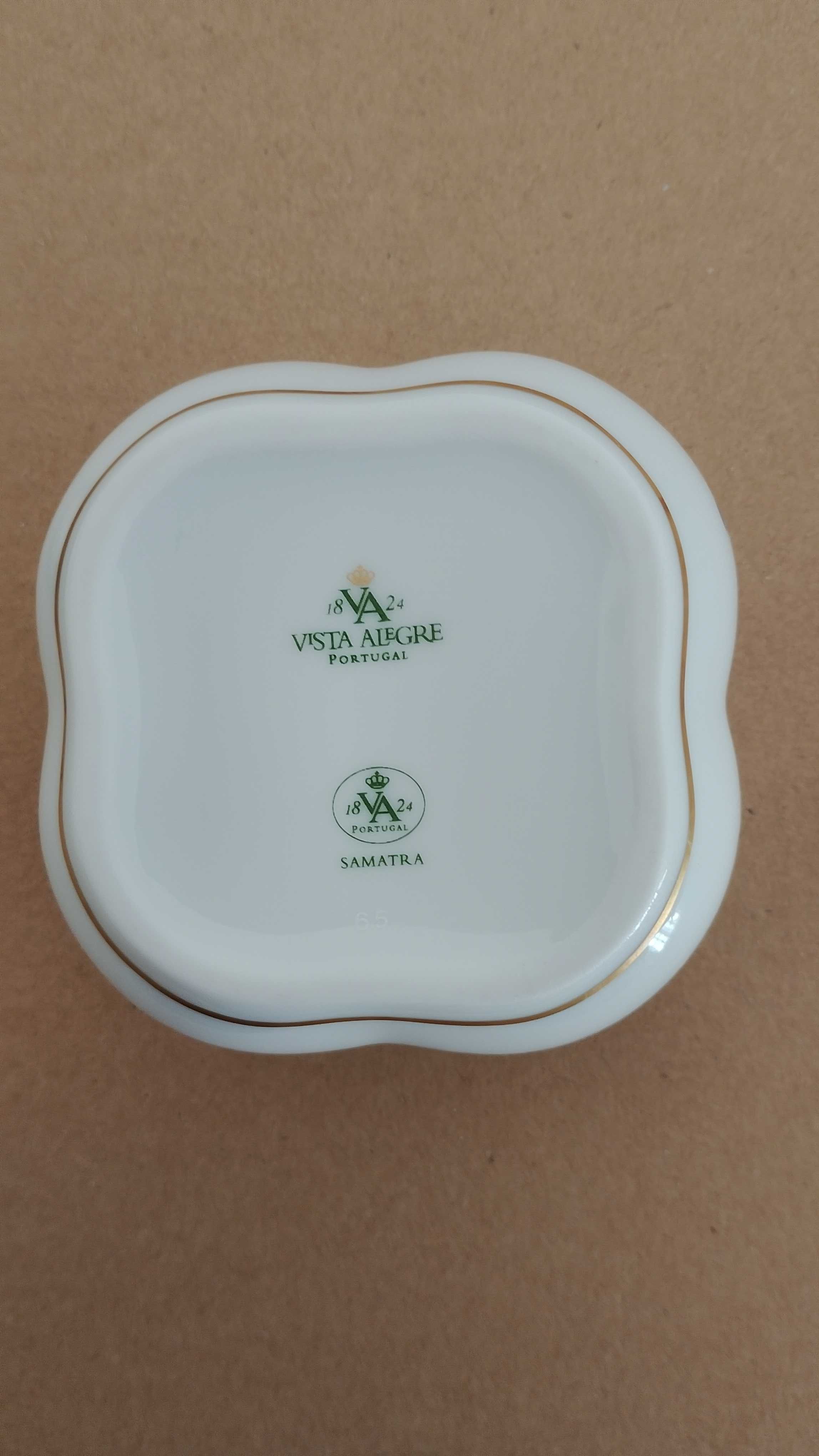 Caixa de porcelana Vista Alegre (Samatra)