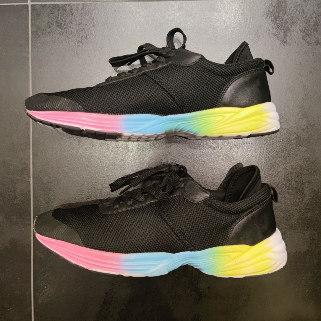 Buty sportowe w ślicznych pastelowych ombre kolorach. Stan IDEALNY!