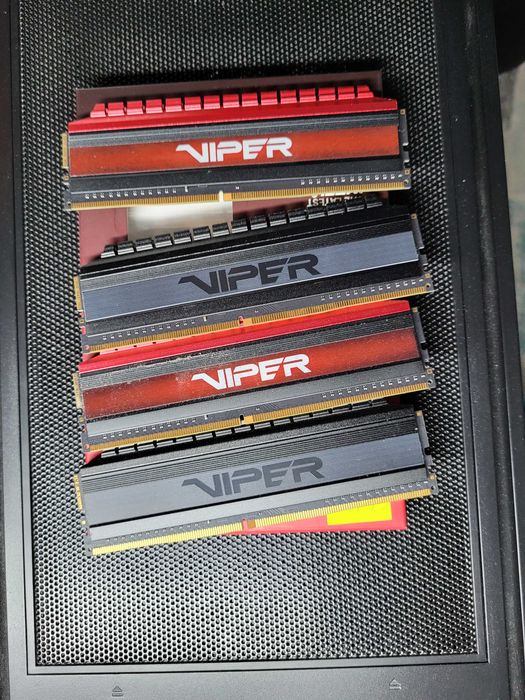 Pamięć RAM DDR4 PATRIOT Viper 4x 8GB 3200 MHz