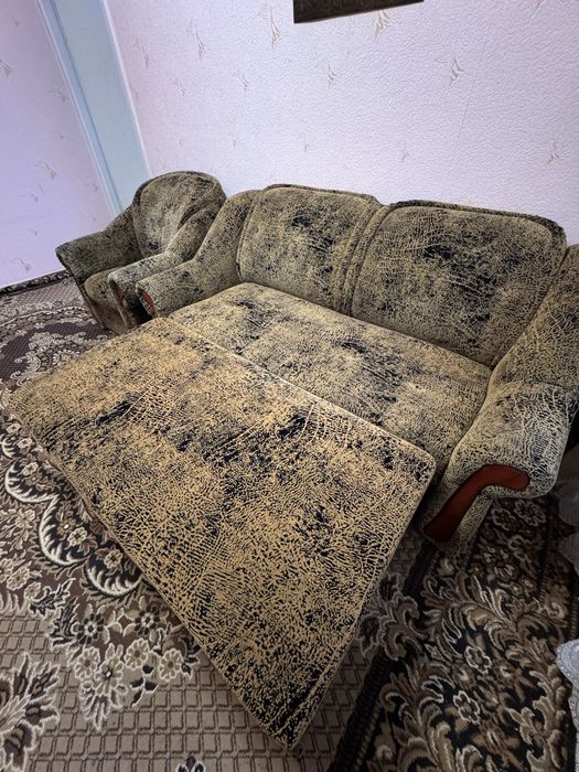 Розкладний диван + крісло