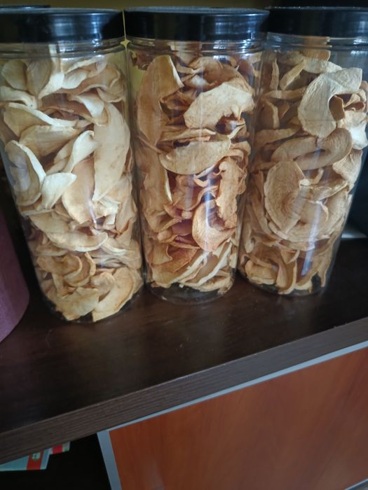 Suszone jabłka cipsy