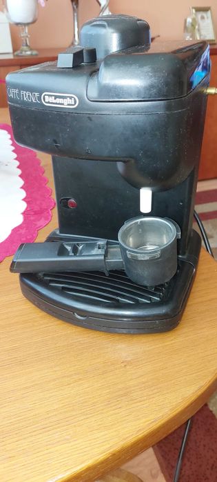 Ekspres ciśnieniowy do kawy Delonghi Caffe Firenze kolbowy.