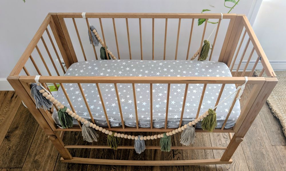 Kołyska, łóżeczko drewniane