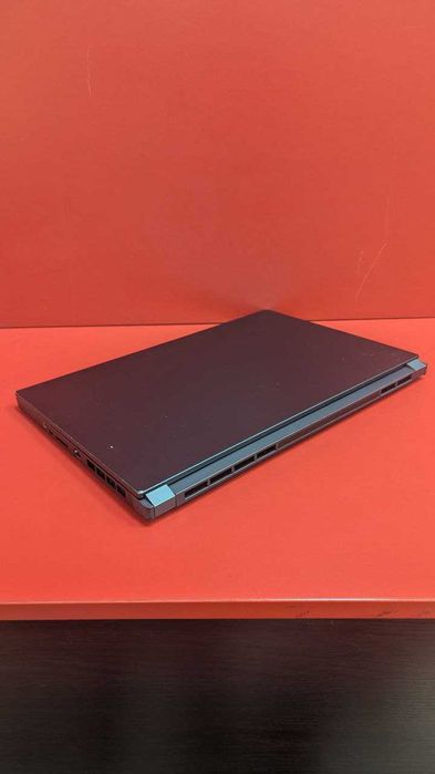 MSI WS66 |  Workstation | i9 |  RTX5000 16gb | 64GB RAM | 1TB SSD