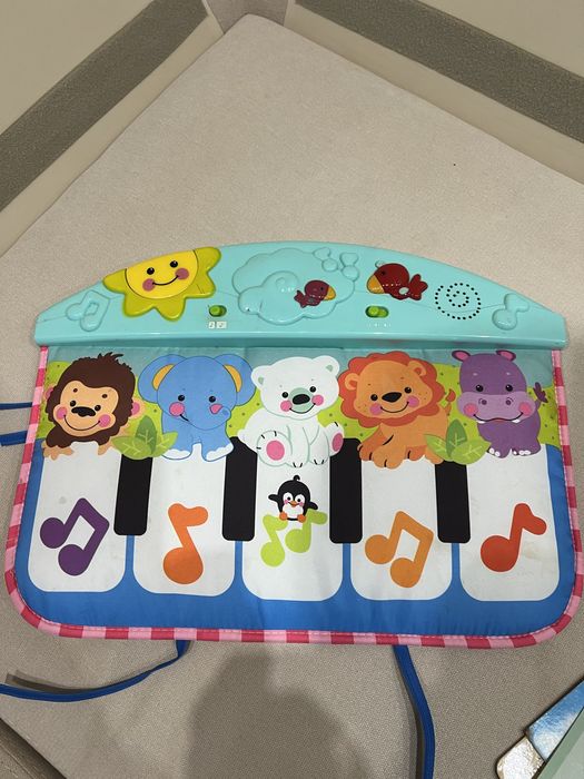 Продам іграшку музичну