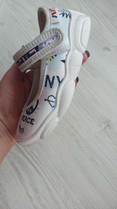 Нові! Дитячі текстильні тапки,балетки,мокасини,у садок 26 р.