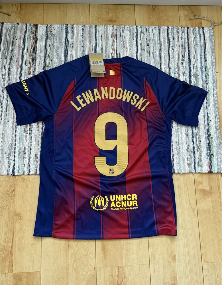 Nowa koszulka piłkarska FC Barcelona 25/26 Lewandowski rozmiar S