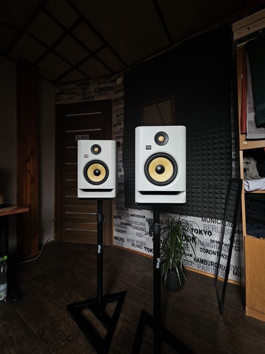 Monitory Studyjne KRK ROKIT RP7 G4 + interfejs audio