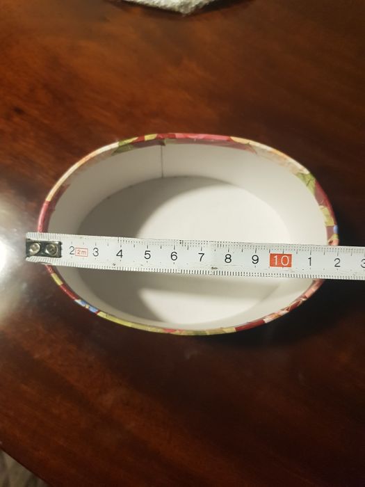 Pudełko, pudełeczko kartonowe na niewielki prezencik