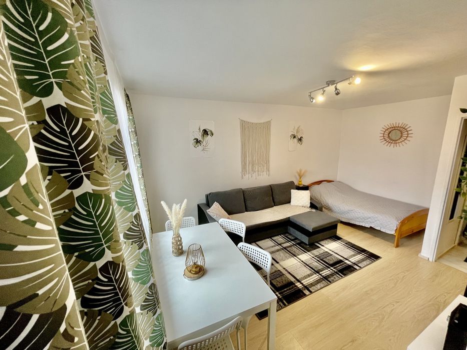 NOCLEGI - KAWALERKA  200 m od starówki  - PROMOCJA