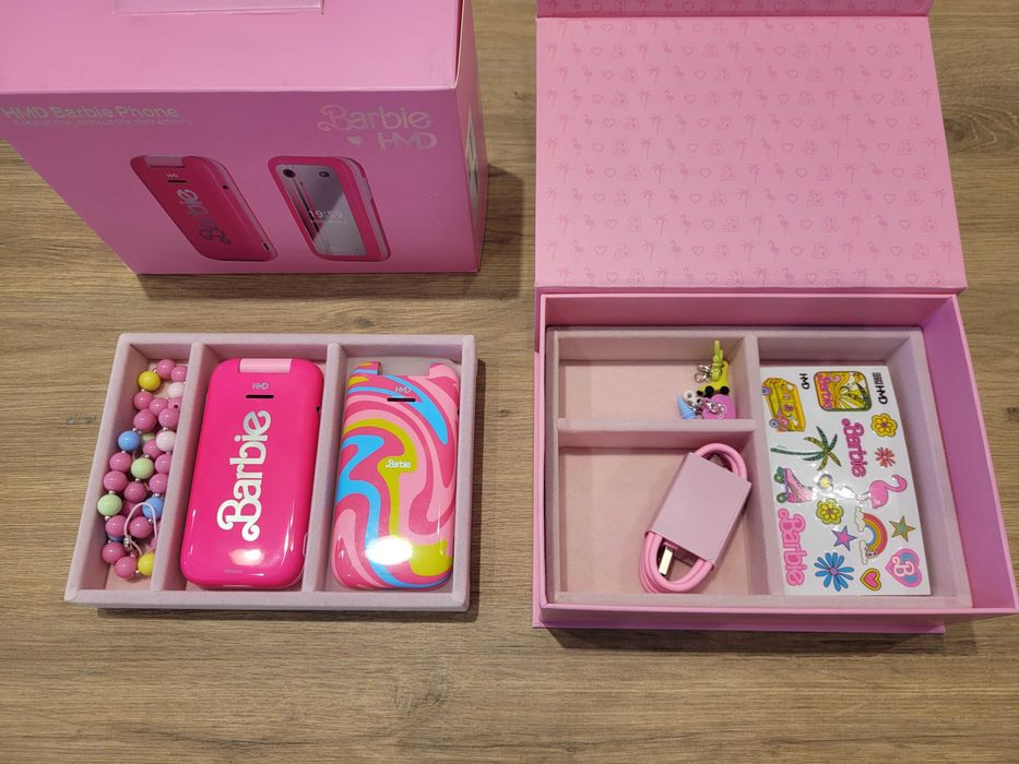 Unikat HMD Barbie Phone - komplet nowy