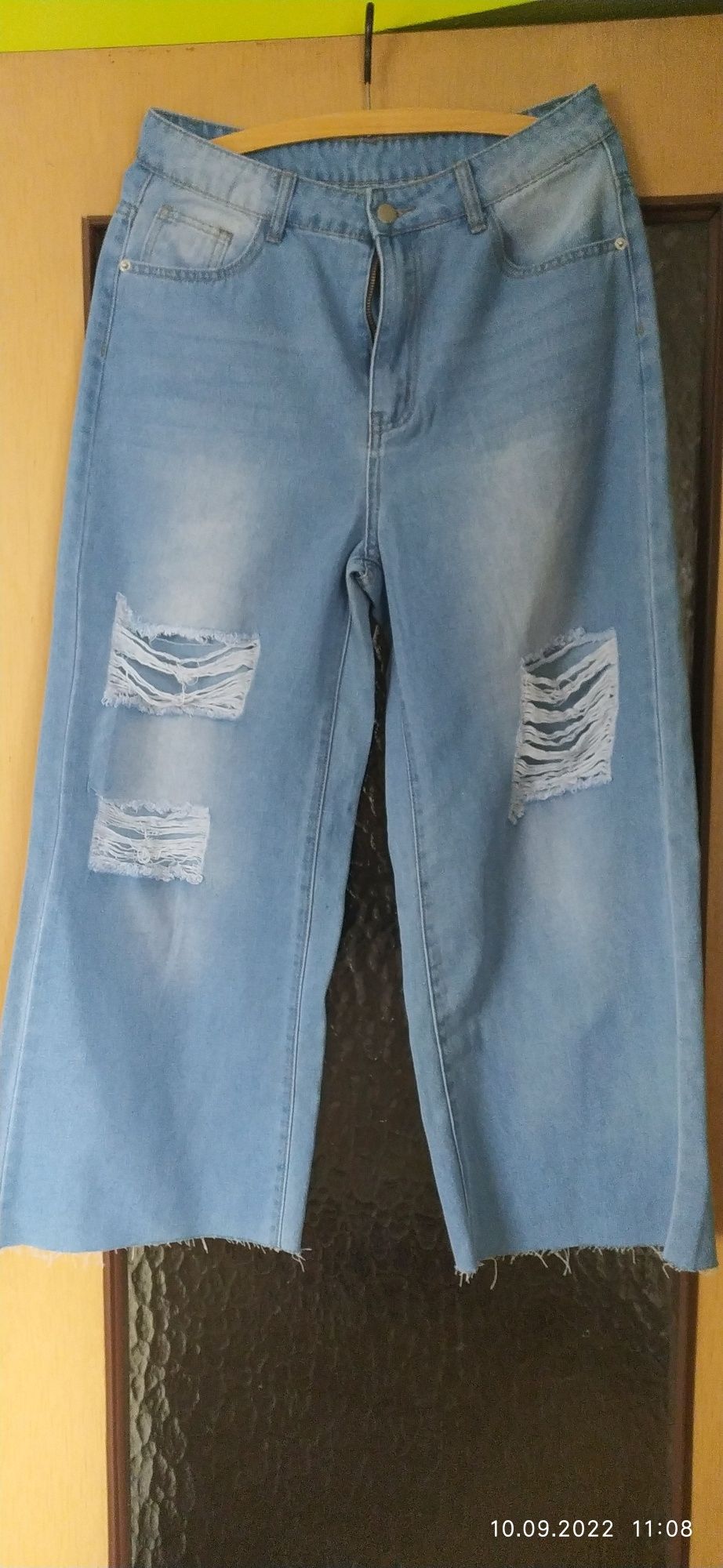 Spodnie damskie młodzieżowe dżinsy
