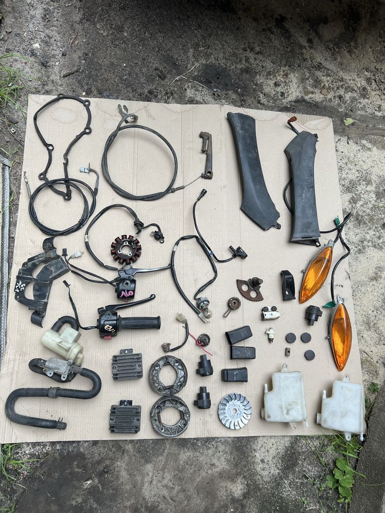 Yamaha Jog SA36/39-J 4-T розборка, проводка, реле, редуктор, картера